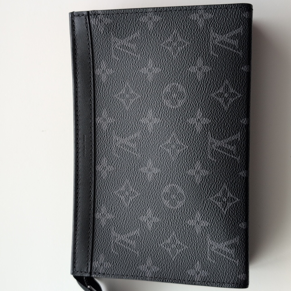 Louis Vuitton Black Monogram Gaston - Picture 2 of 11